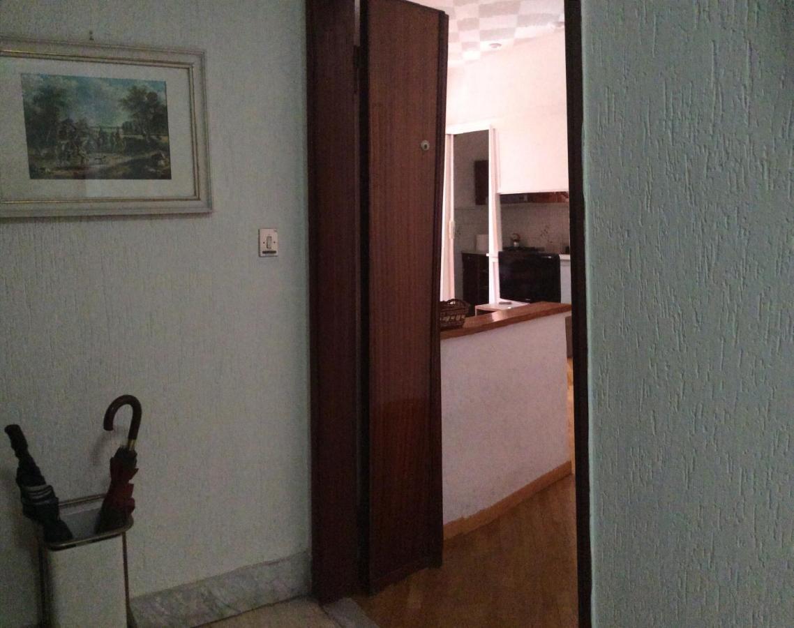 شقة Casa Daniele ليدو دي أوستيا المظهر الخارجي الصورة