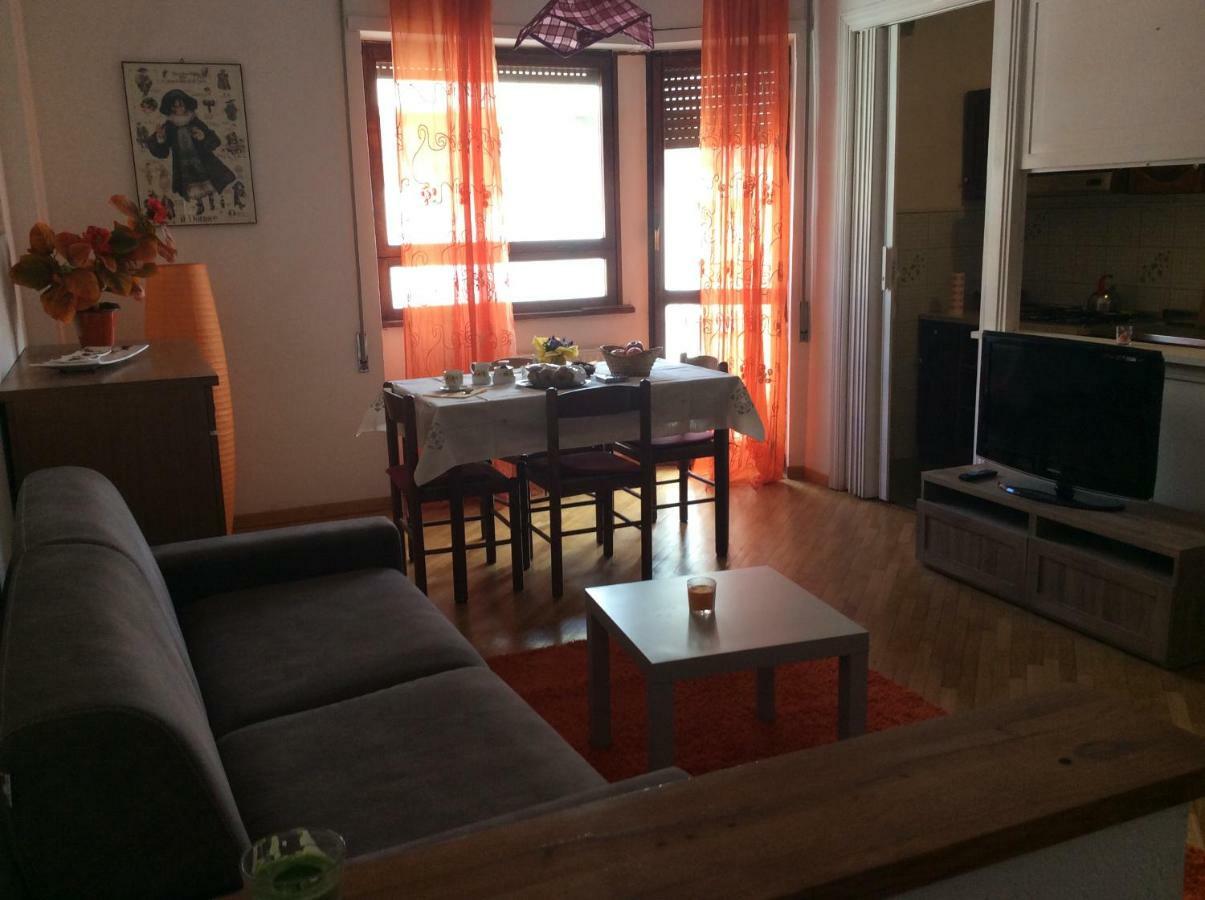 شقة Casa Daniele ليدو دي أوستيا المظهر الخارجي الصورة