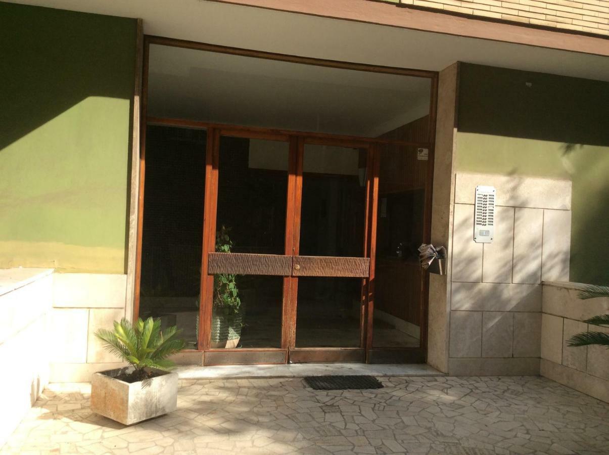 شقة Casa Daniele ليدو دي أوستيا المظهر الخارجي الصورة